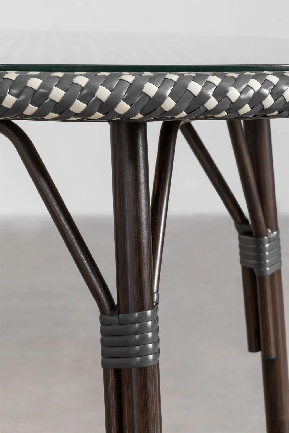 Set de Mesa Redonda (Ø80 cm) y 4 Sillas de Jardín Apilables en Aluminio y Ratán Sintético Brielle Bistro Gris Grafito - SKLUM - Imagen 3